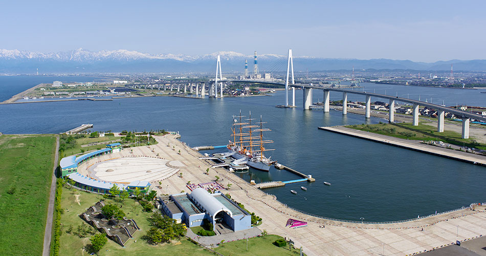 空中写真撮影　新湊大橋